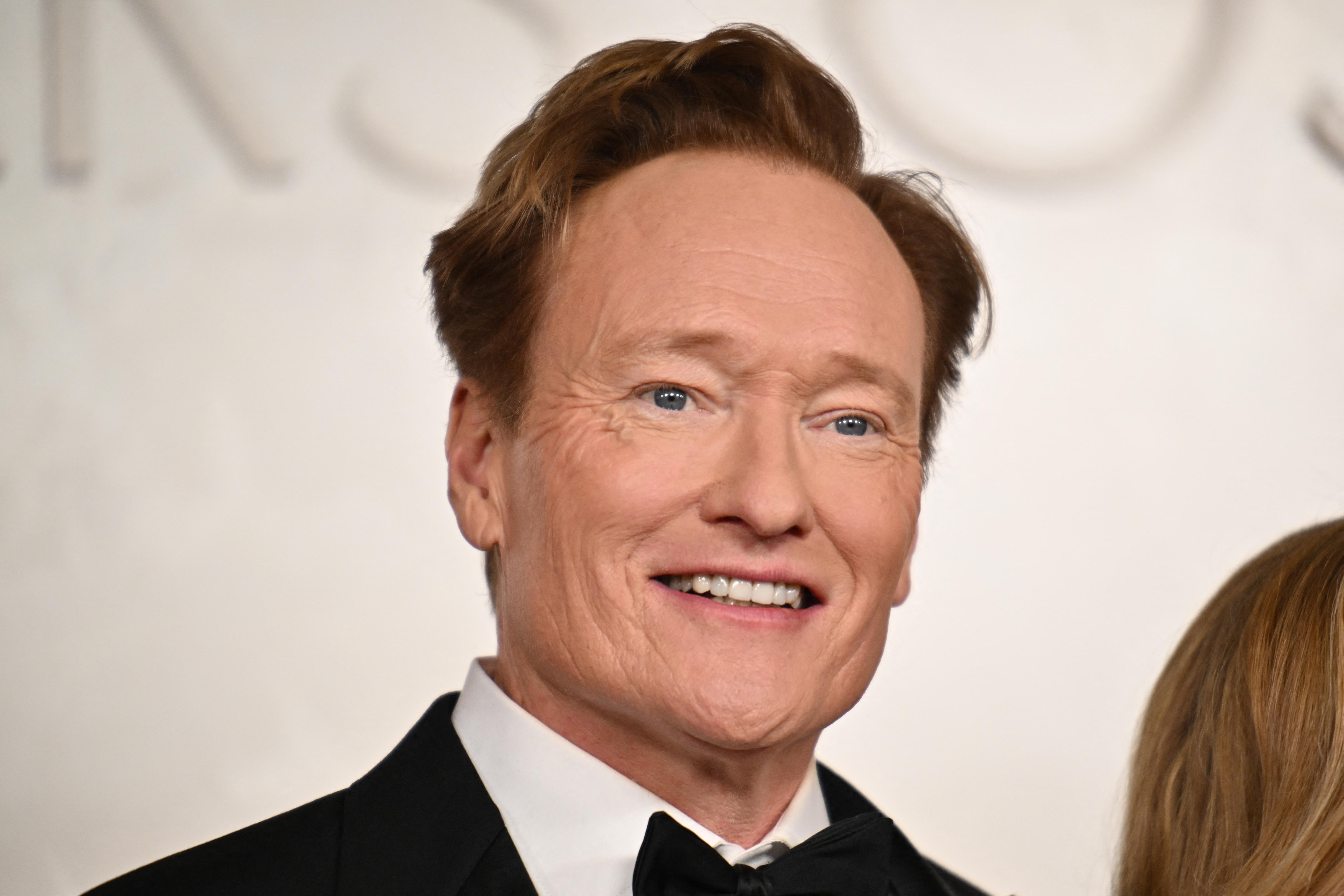 Conan O'Brien bình luận về AI trong đoạn độc thoại mở đầu lễ trao giải Oscar