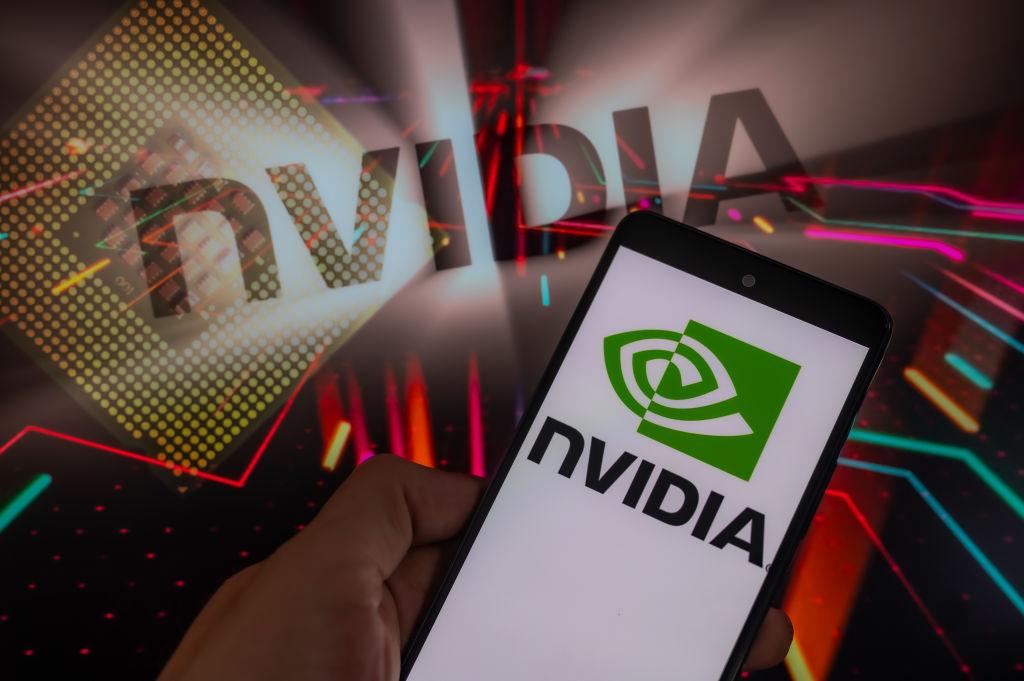 Trung Quốc đang nhận được chip Nvidia Blackwell bất chấp sự kiểm soát xuất khẩu của Mỹ