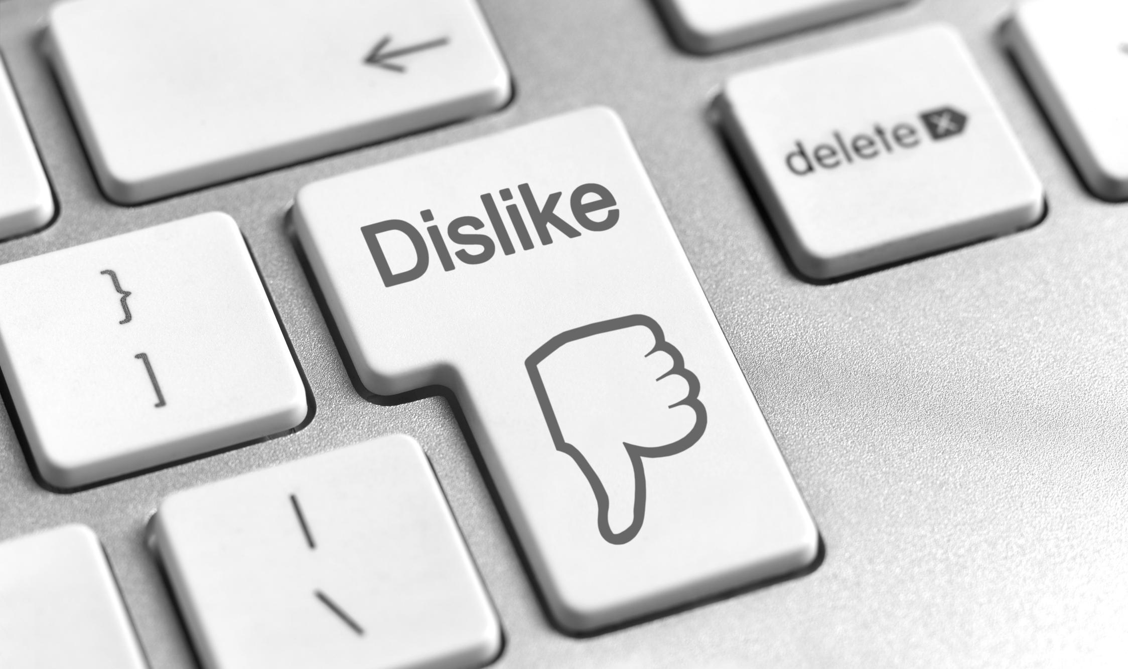 Tăng trưởng bằng mọi giá đang phá hủy Internet. Chuyên gia PR Ed Zitron nói rằng đó là cơ hội cho các công ty khởi nghiệp.