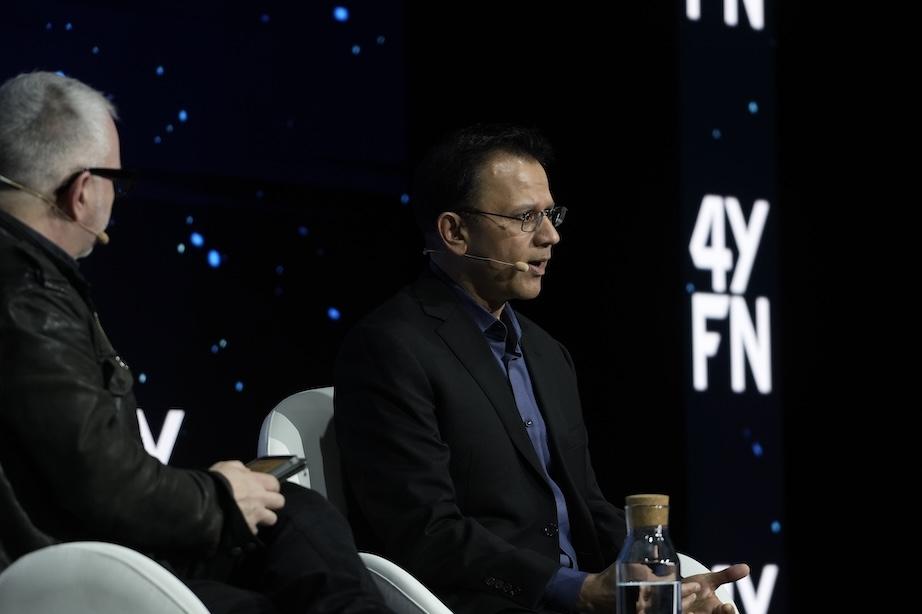 Không có bộ phận nào của Amazon là 'không bị ảnh hưởng' bởi AI, người đứng đầu AGI cho biết